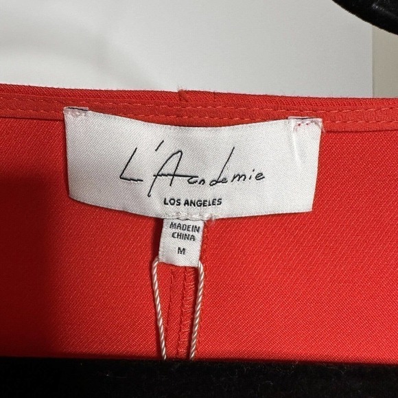 NWT L'Academie Crop Button Down Top Women's Long Sleeve Red Size M - Picture 3 of 6